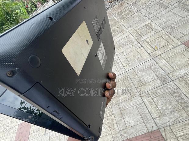 Laptop Toshiba Satellite L50 8GB Intel Core i3 HDD 500GB · Photo 5