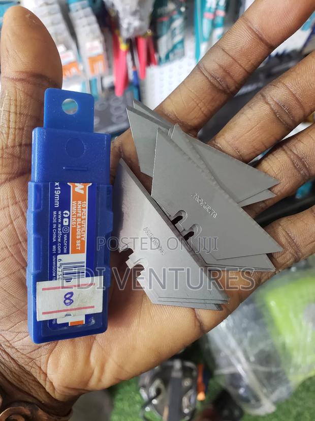 Wadfow 10 Pieces Utility Knife Blades Set · Photo 1