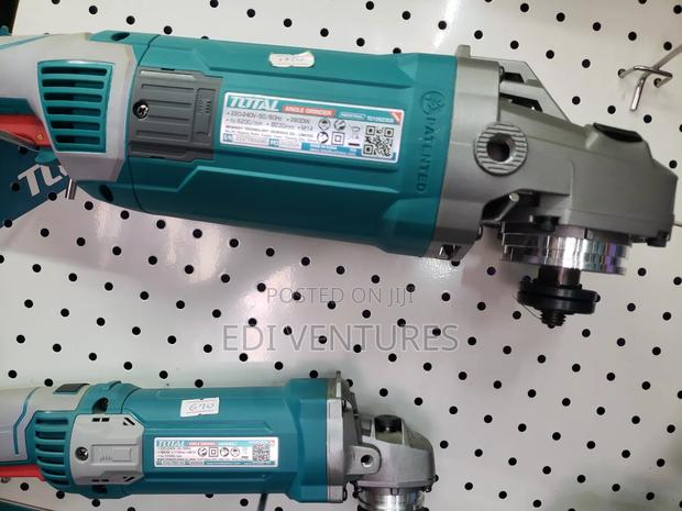 Total 2600W Angle Grinder · Photo 3