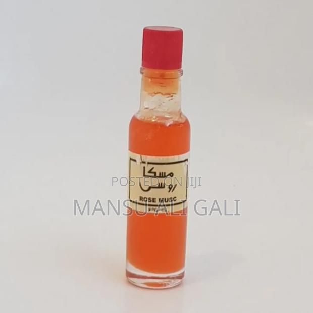 Rose Musc Perfume Oil · Photo 1