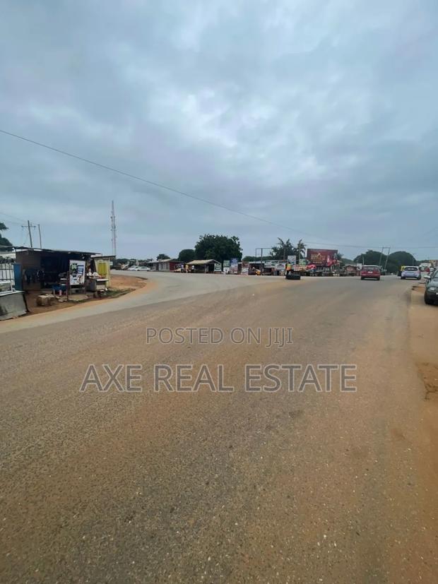 Authentic Open Community Lands at Prampram Beach Lane · Photo 2