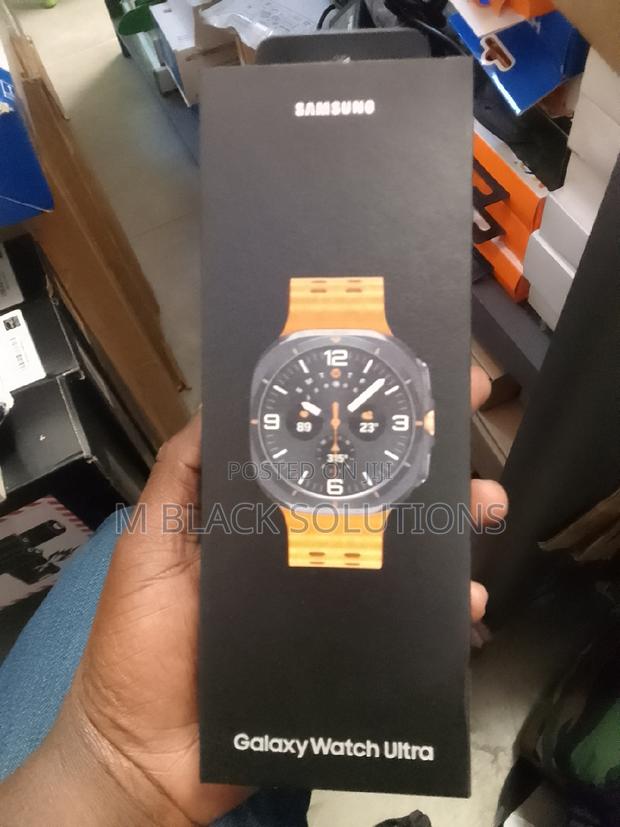 Samsung Galaxy Watch Ultra · Photo 1