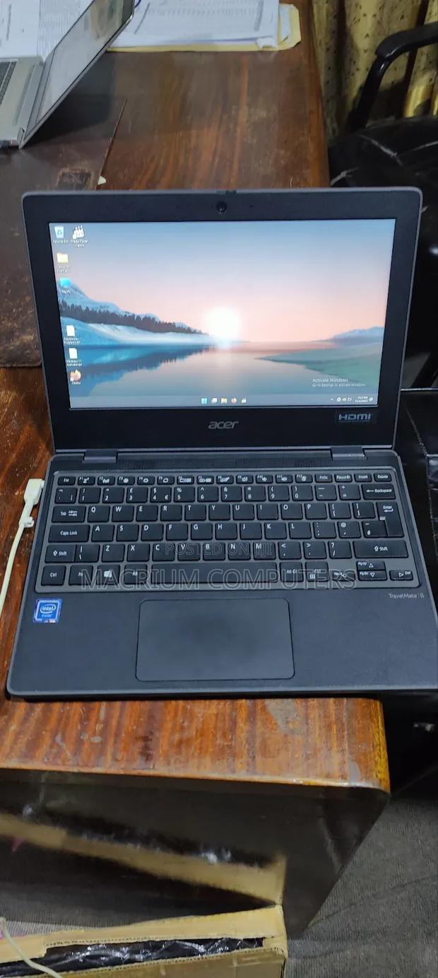 Laptop Acer TravelMate B113 4GB Intel Pentium eMMC 60GB · Photo 1