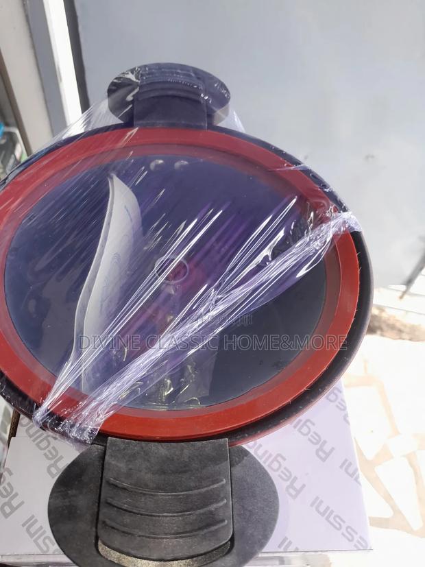 3.5lit Pressure Cooker · Photo 2