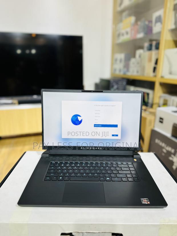 New Laptop Dell Alienware 17 R2 64GB AMD Ryzen 9 SSD 1T · Photo 2