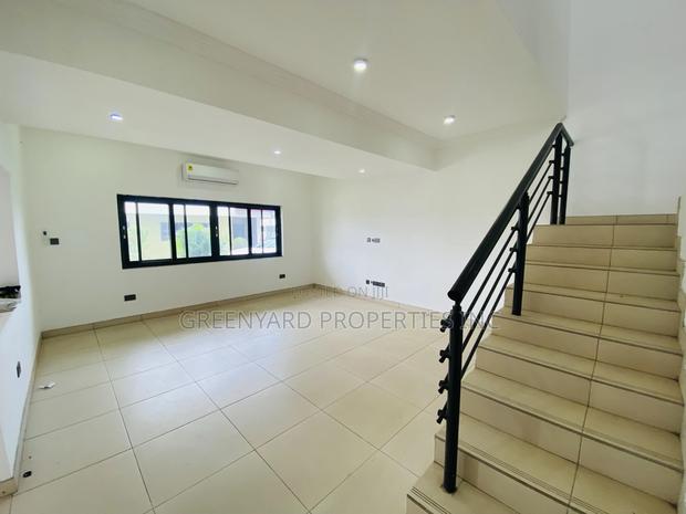 4bdrm House in Ogbojo, East Legon for sale · Photo 3