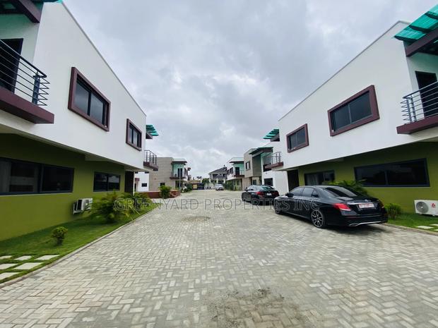 4bdrm House in Ogbojo, East Legon for sale · Photo 8