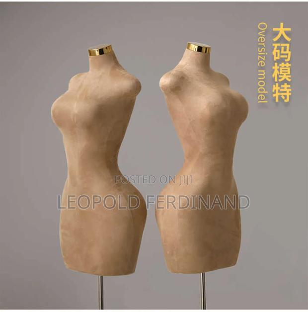 High Quality Female Dress Form · Photo 1