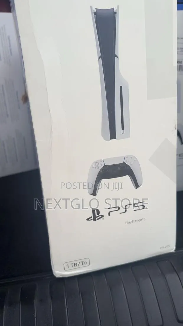 Playstation. 5 Slim. 1tb · Photo 1