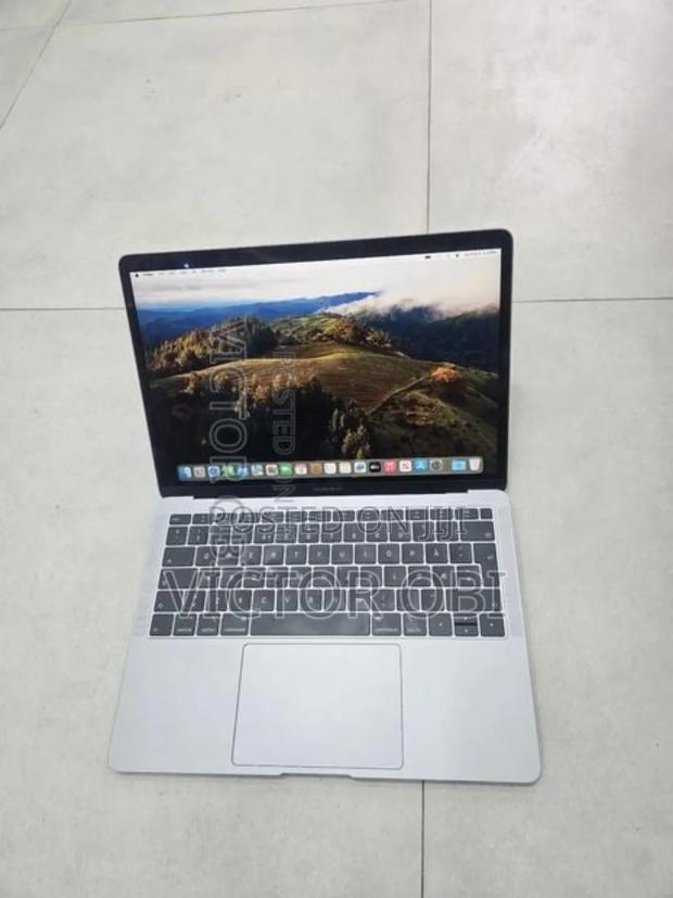 Laptop Apple MacBook Air 2018 8GB Intel Core I5 SSD 256GB · Photo 5