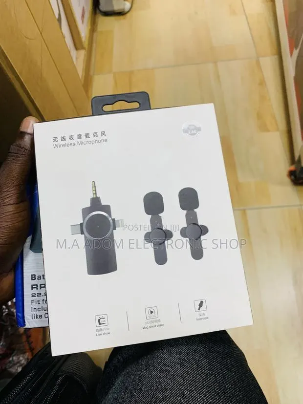 Dual Wireless Microphone for iPhone Android Mobile · Photo 1