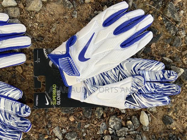 Original NFL Gloves Available at Cool Price · Photo 2