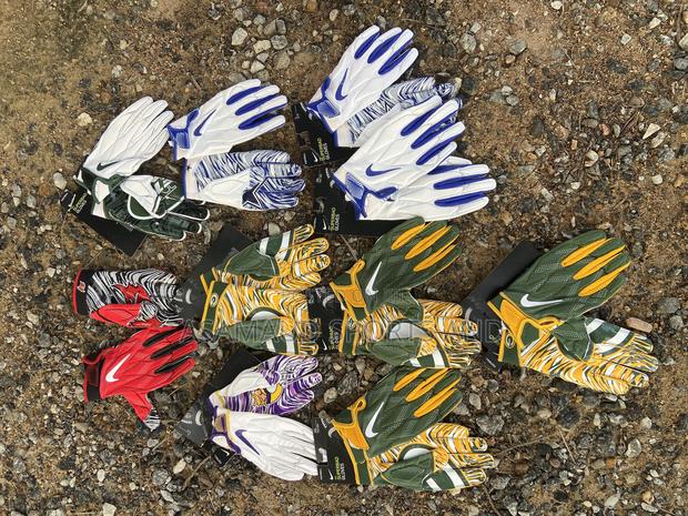 Original NFL Gloves Available at Cool Price · Photo 5