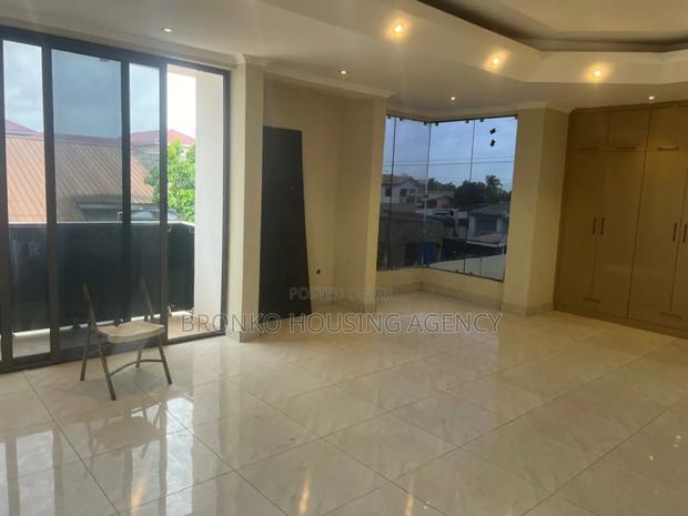 4bdrm House in Bronko Housing, Spintex for sale · Photo 6