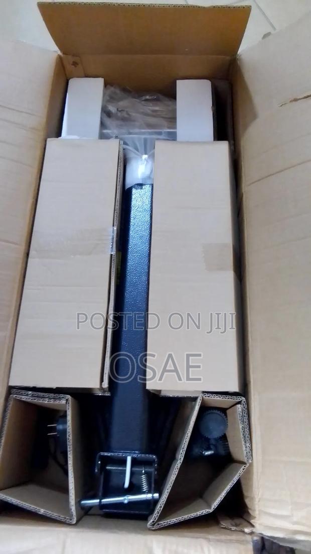 Camry Electric Scale 300kg . · Photo 1