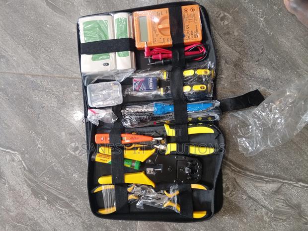 NETWORKING TOOL KIT 15 in 1 · Photo 2