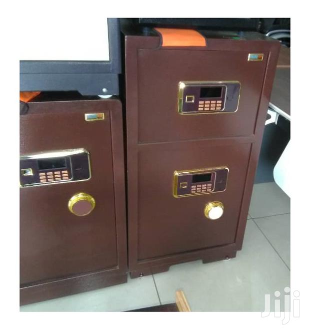 Brown Safe Money Safe · Photo 1