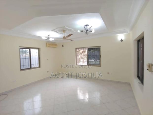 3bdrm House in Manet Viile Estate, Airport Residential Area for sale · Photo 3