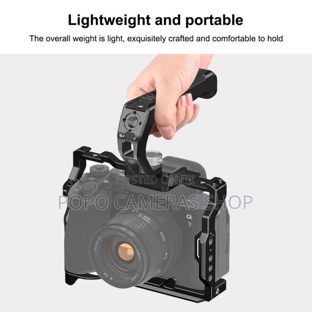 Camera Top Handle With Cold Shoe Mount (Screw Type) · Photo 4