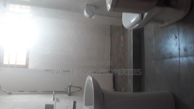 2bdrm Apartment in Spintex for rent · Photo 3