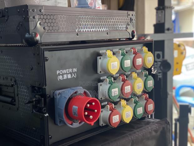 Power Rack Distributor 12output Channels · Photo 7