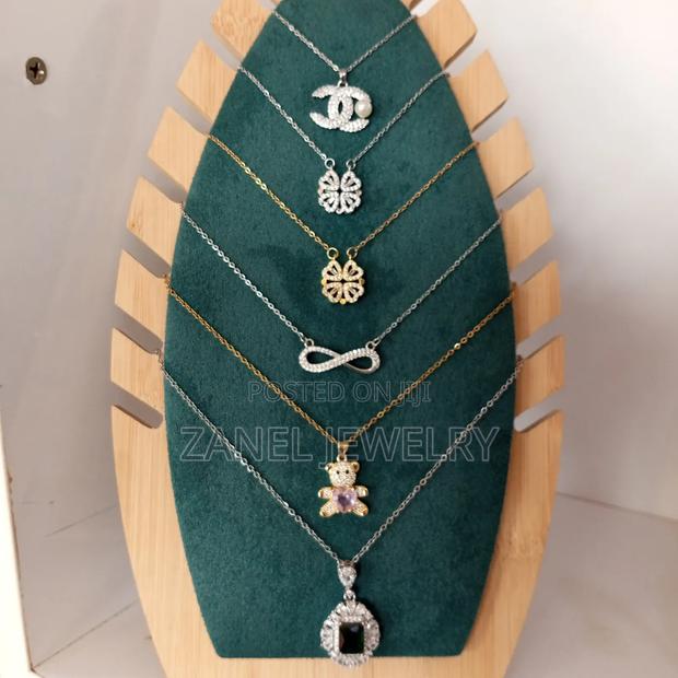 IG Necklace · Photo 1