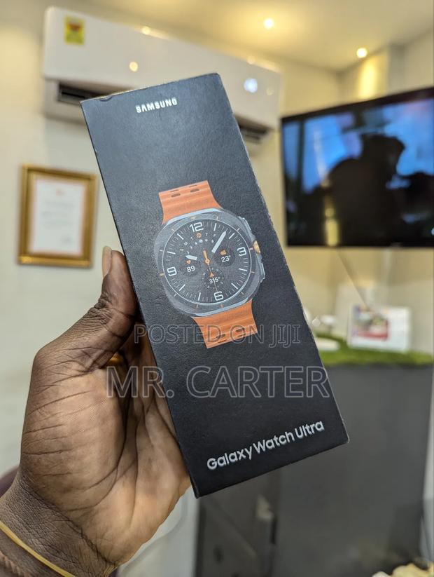 Galaxy Watch Ultra · Photo 2