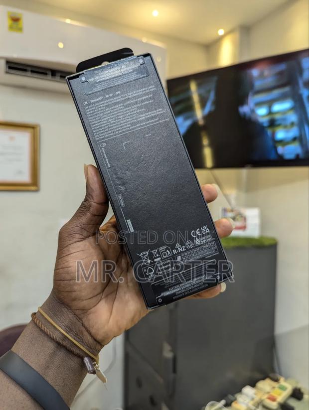 Galaxy Watch Ultra · Photo 3