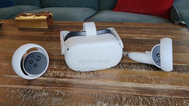 Meta Quest 2: Immersive All-in-One VR Headset · Photo 4