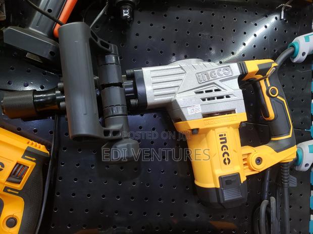Ingco 1300W Demolition Breaker (Pdb130018) · Photo 3