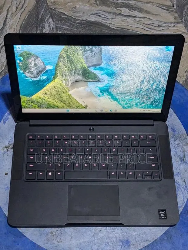 Laptop Razer Blade 16GB Intel Core i7 SSD 512GB · Photo 1