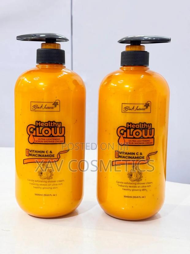 Healthy Glow Vitamin C and Nacinamide Shower Gel · Photo 1