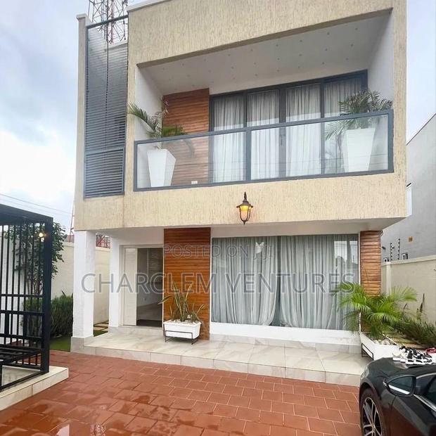3bdrm House in Charclem Ventures, Ashomang Estate for sale · Photo 2