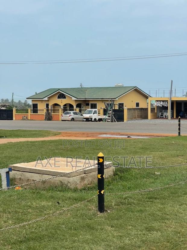 Outstanding Beach View Lands - Prampram · Photo 1