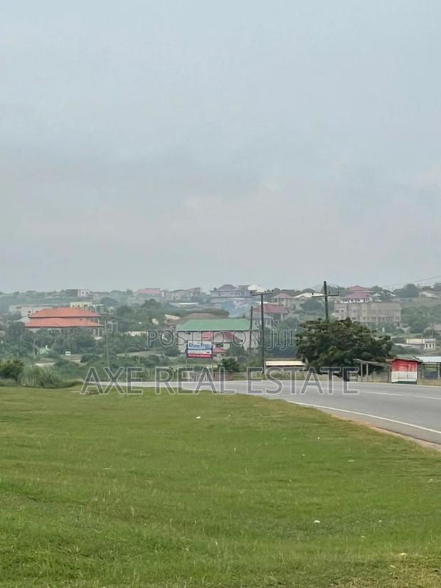 Outstanding Beach View Lands - Prampram · Photo 3