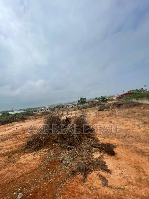 Unforgettable Price Offers on Lands at Prampram Beach Road · Photo 2