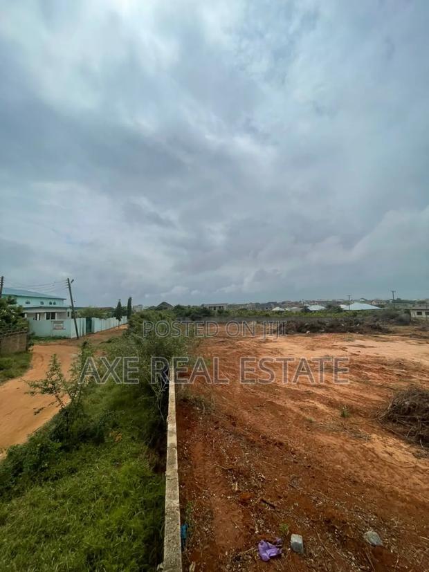 Moderate Price Plots - Prampram Beach Lane · Photo 1