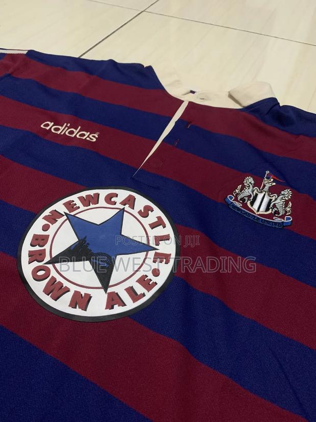 Newcastle 1995/1996 Retro Away JERSEY - Vintage JERSEY · Photo 4