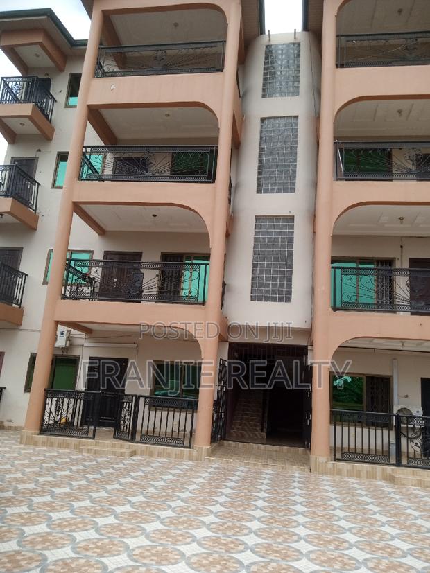 2bdrm Apartment in West Hills Mall Area for rent · Photo 2