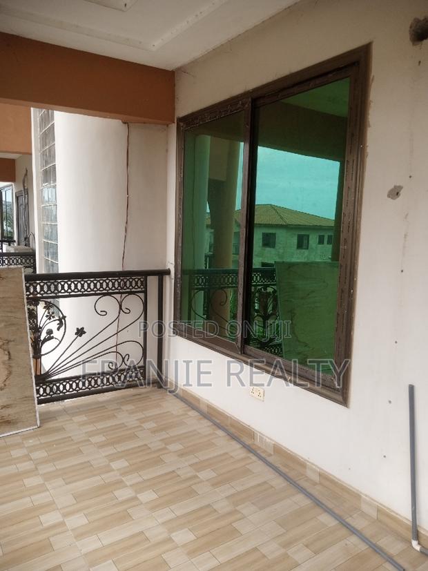 2bdrm Apartment in West Hills Mall Area for rent · Photo 4