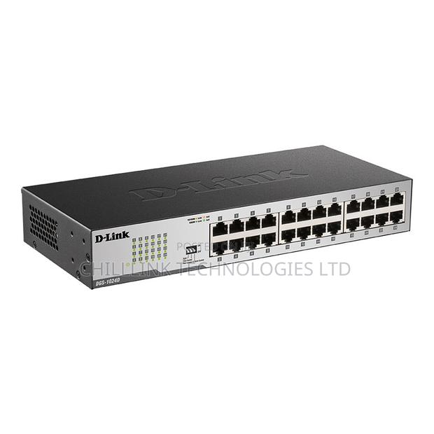 D-Link 24-Port Gigabit Unmanaged Desktop Switch · Photo 1