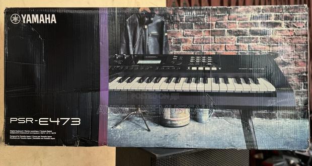 Yamaha PSR-E473 61-Key Portable Keyboard. · Photo 2