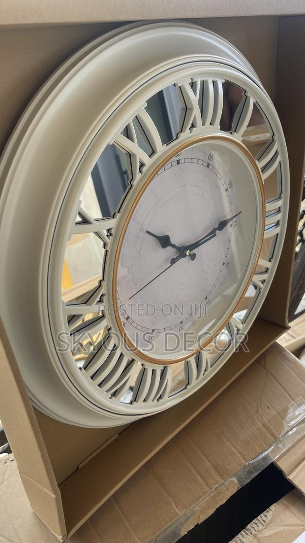 Original Wall Clock · Photo 3