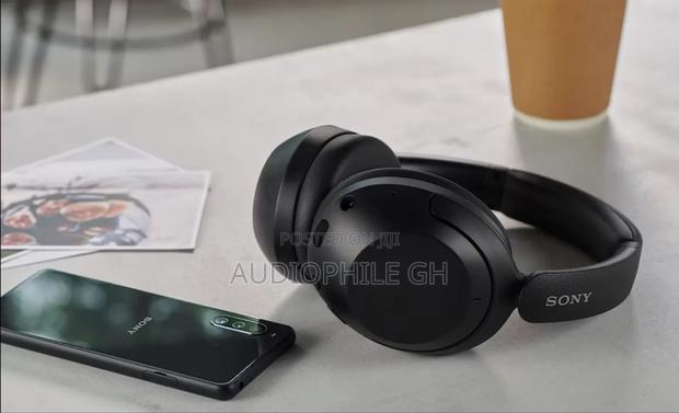 Sony
WH-XB910N Wireless Noise Canceling Headphones · Photo 2