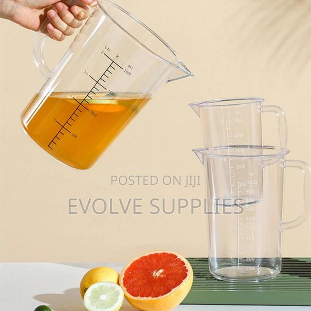 Acrylic Measuring Cups · Photo 2