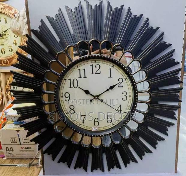 Wall Clock Big Size · Photo 1