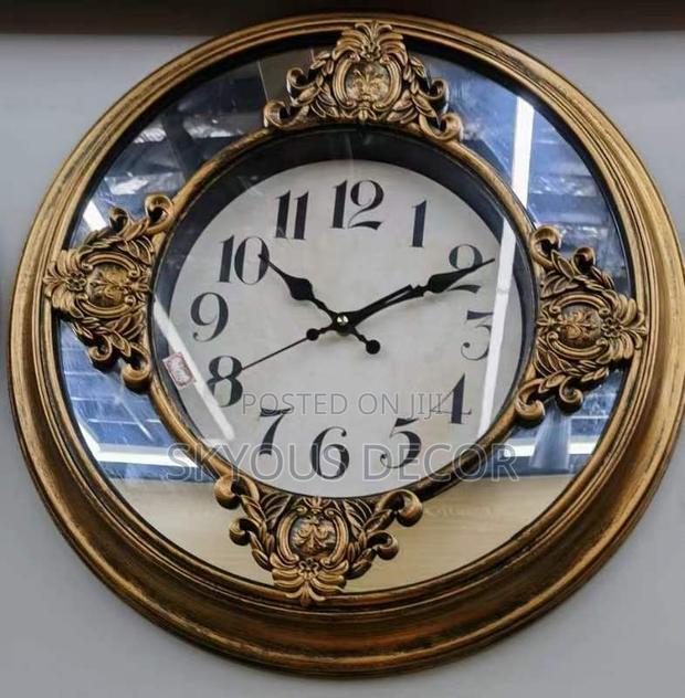Wall Clocks · Photo 1