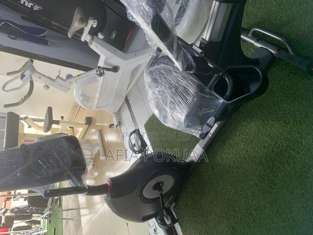 Recumbent Bicycle · Photo 4