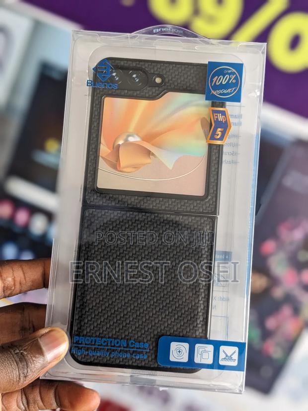 Galaxy Z Flip 5 360 Cover · Photo 1