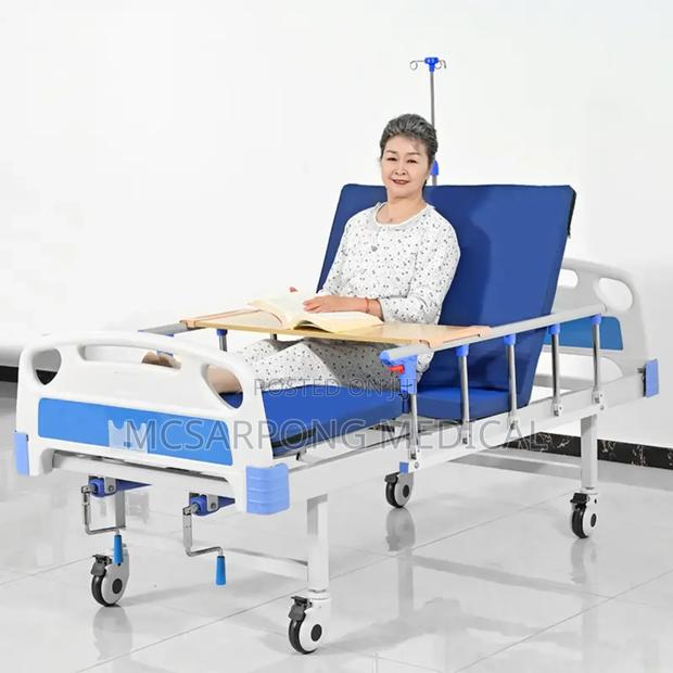 Hospital Bed Complete (Two 2 Crank Bed With Accessories) · Photo 2